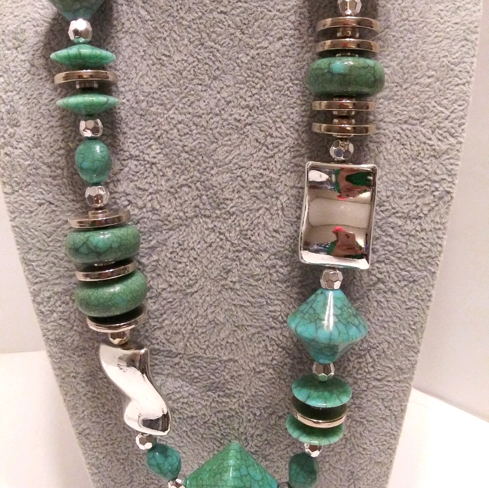 Necklace, green/silver